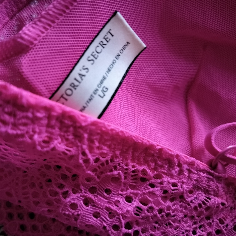 Victoria's Secret Lace Bralette NWOT - Picture 4 of 7